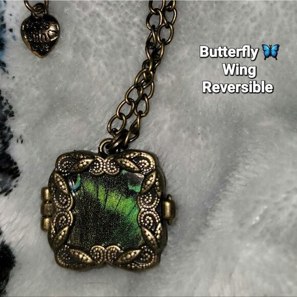 Butterfly 🦋 Wings Necklace Reversible #29 - Picture 1 of 4
